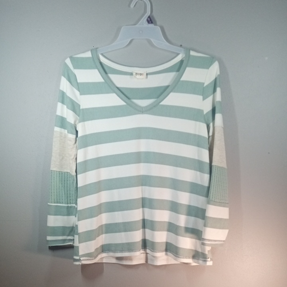 BiBi Women's Mint & White Striped Long Sleeve Lightweight Sweater